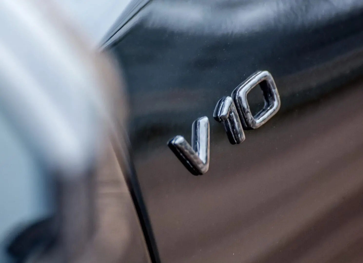 Audi V10 Badges Gloss Silver WheelCapo