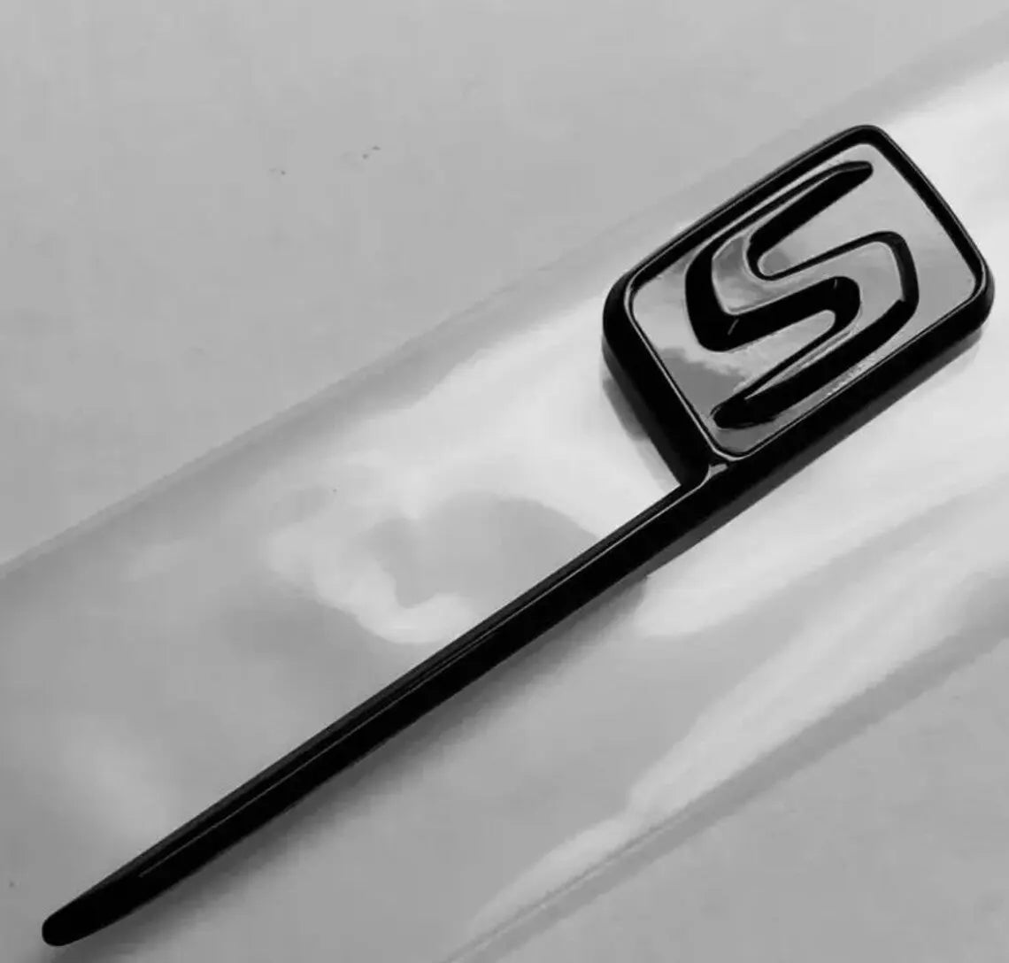Mercedes AMG S Badge Black WheelCapo