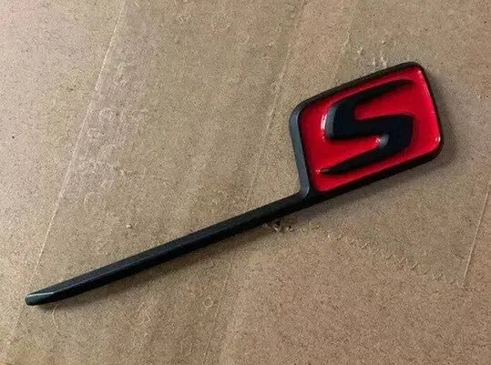 Mercedes AMG S Badge Black/Red WheelCapo